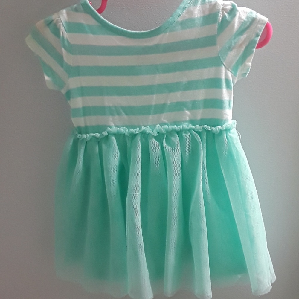 Dress - Picture 3 of 3